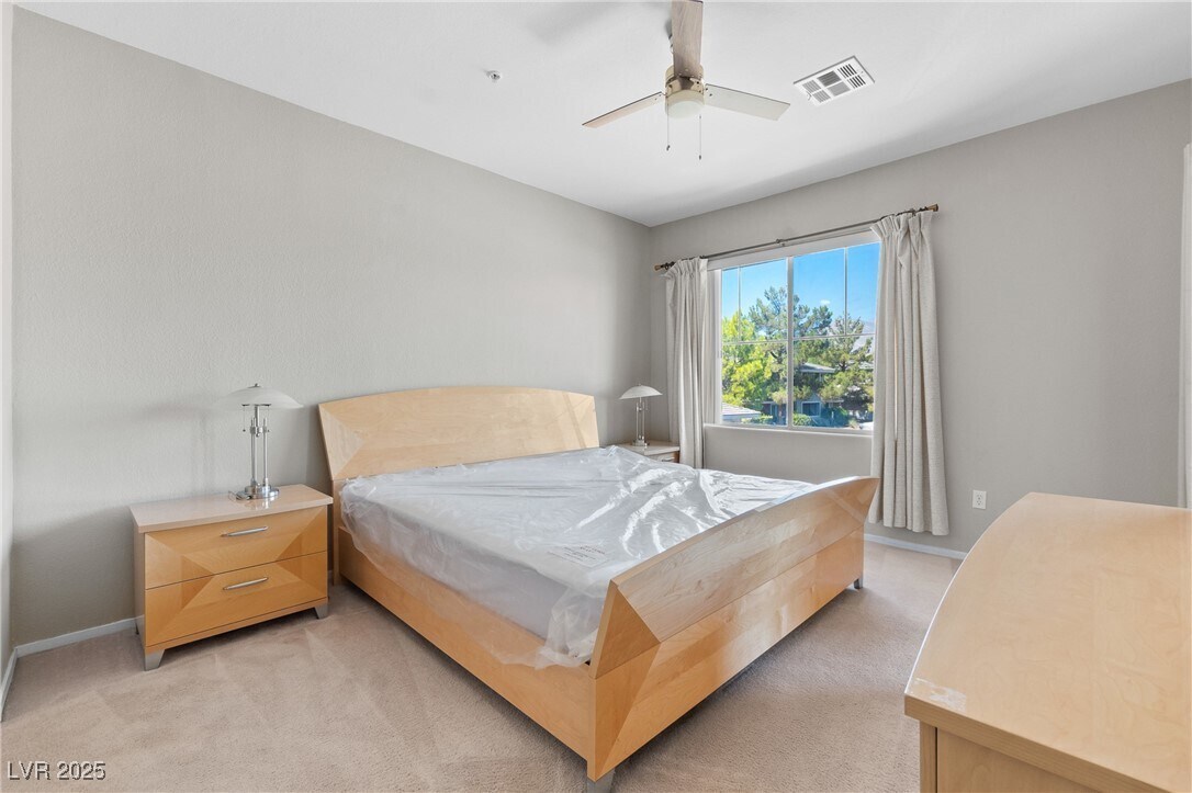 Photo - 1012 Domnus Ln Unidad 205