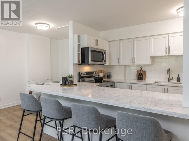 Photo - 240 Markland Dr Unit 208