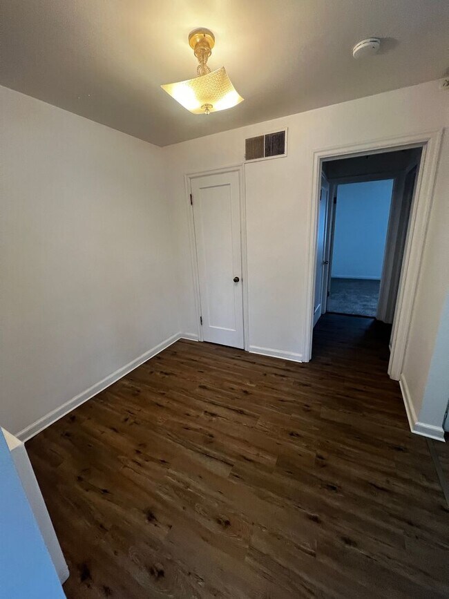 Photo - 422 S 5th Ave Unit 422 S 5th Ave # 4