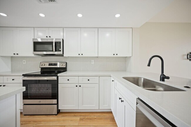 Photo - 2800 SW 87th Ave Unidad 1111