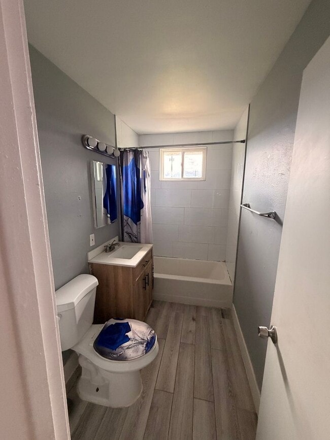 Photo - 1298 W Capitol Ave