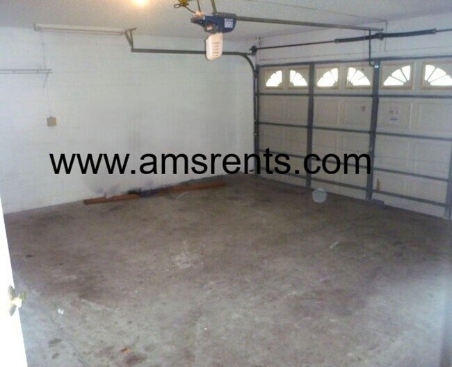 Photo - Spacious 3 bedroom 2 bath in Apopka