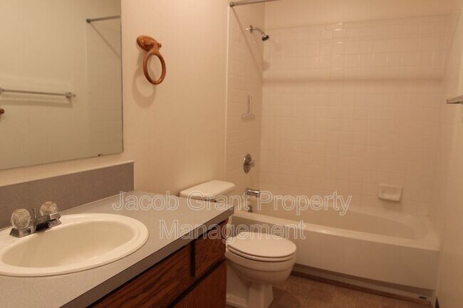 Photo - 627 Hoopes Ave