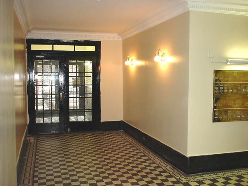 Photo - 218 W 10th St Unit 3F