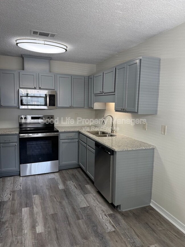 Photo - 9980 Bowman Ave