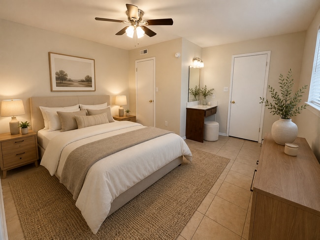 Photo - Sterling Oak Apartments