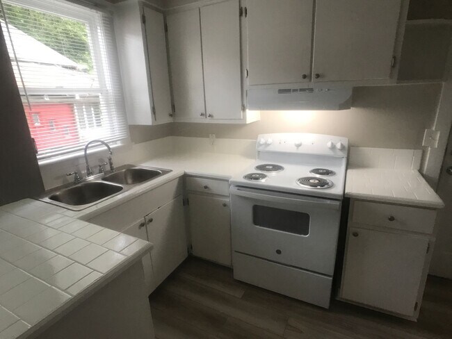 Photo - Updated Three Bedroom Home Near Daffin Park