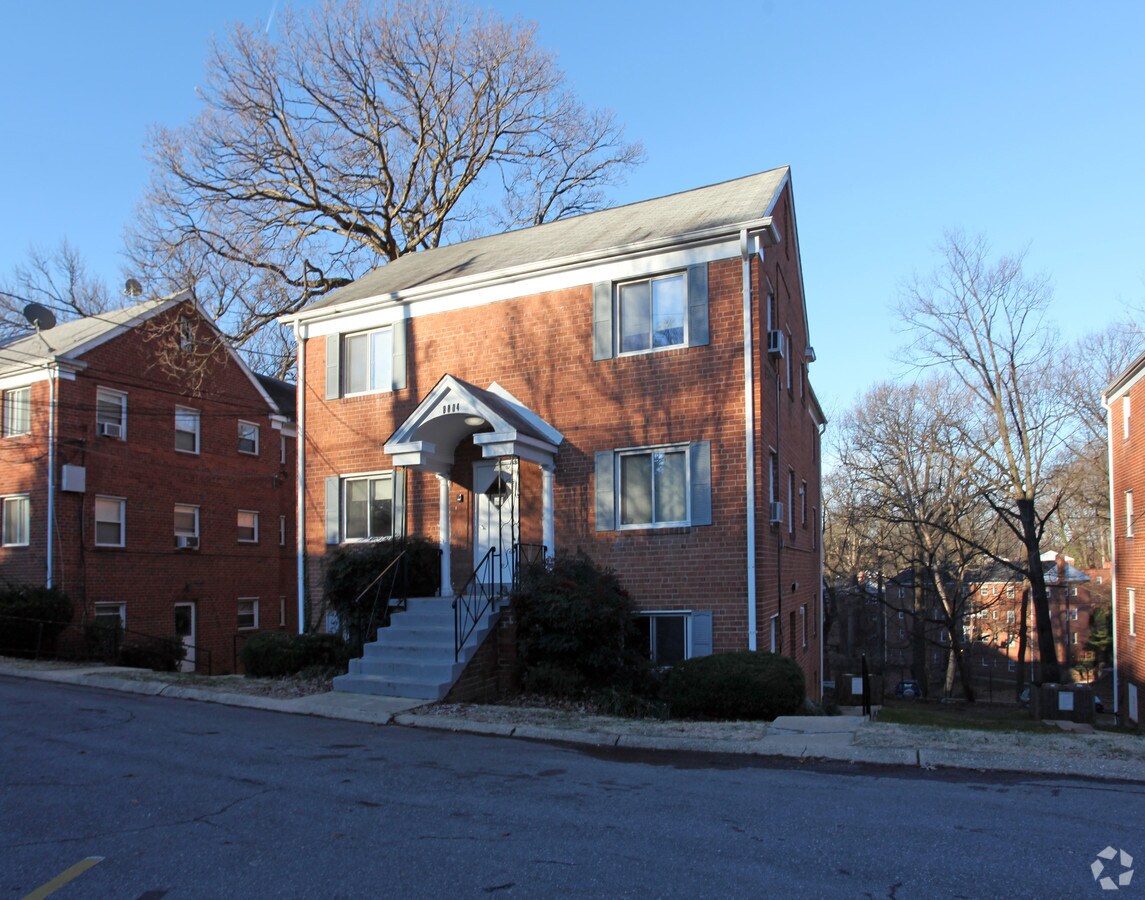 Photo - 8804 Plymouth St