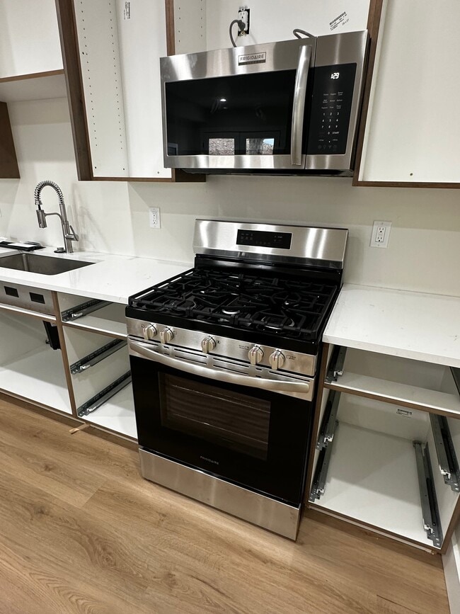 Photo - 789 Country Ln Unit 1