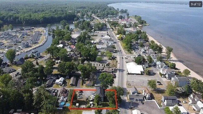 Photo - 6674 Lake Shore Rd N Unidad 207 13th Ave Sylv. Beach