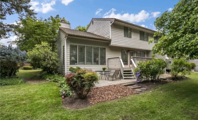 Photo - 1 143rd Ave SE