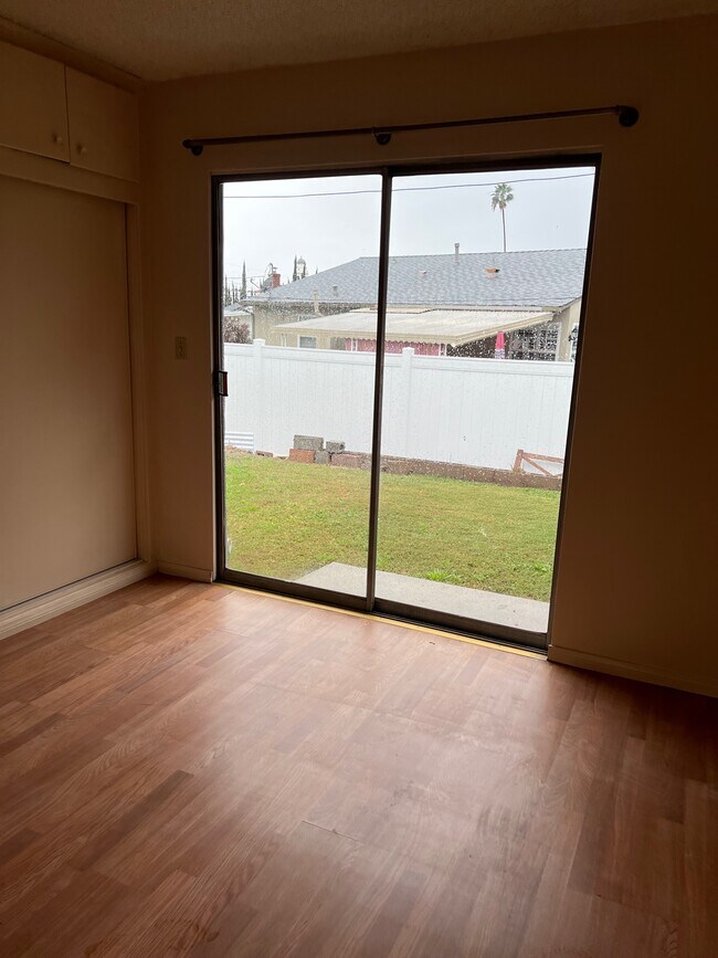 Photo - 407 Violet Ave Unit I