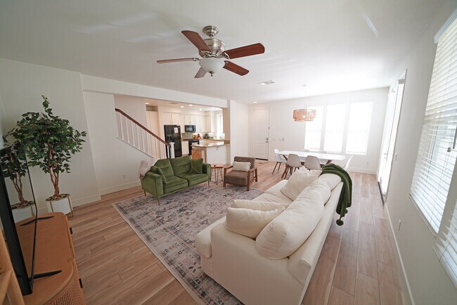 Photo - 28635 N Pietro Dr