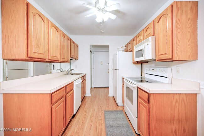 Photo - 59 Amberly Dr