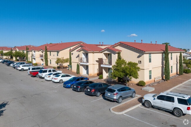 Crosspointe Apartments