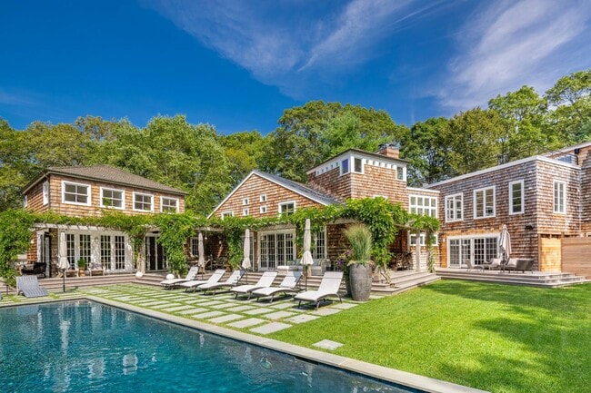 Photo - 41 Deep Woods Ln