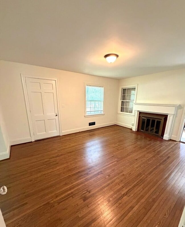 Photo - T.R. Lawing Realty Property