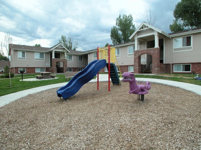 Orchard Crossing Apartments