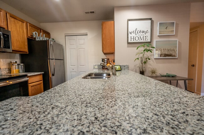 University Suites: Off-Campus Community