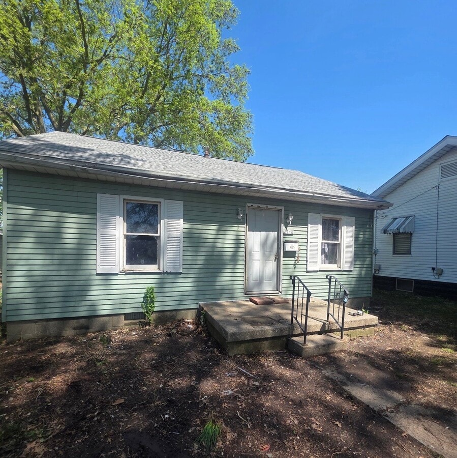 Photo - 2448 E Wood St