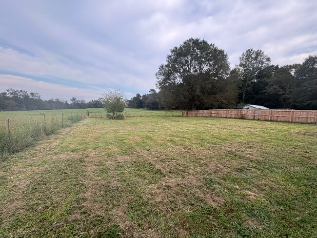 Photo - 604 Alexander Rd