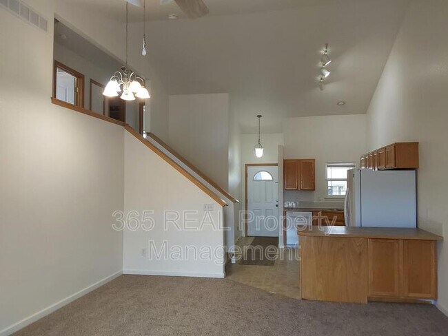 Photo - 3212 Barbera St