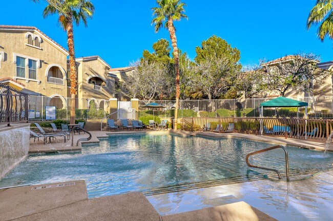 Photo - Stylish 2 Bedroom Condo With Community Amenities!