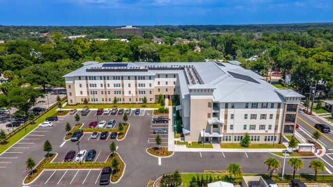 Deland Commons