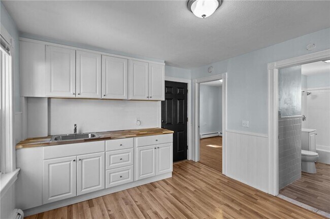 Photo - 60 Morris Ave