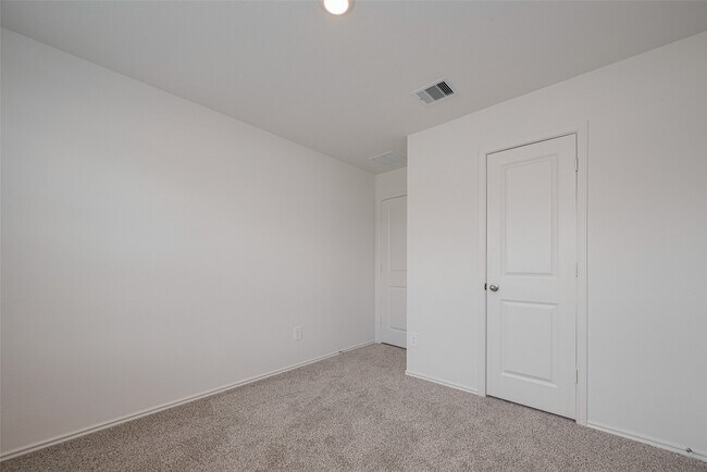 Building Photo - 30842 Brightwell Bnd