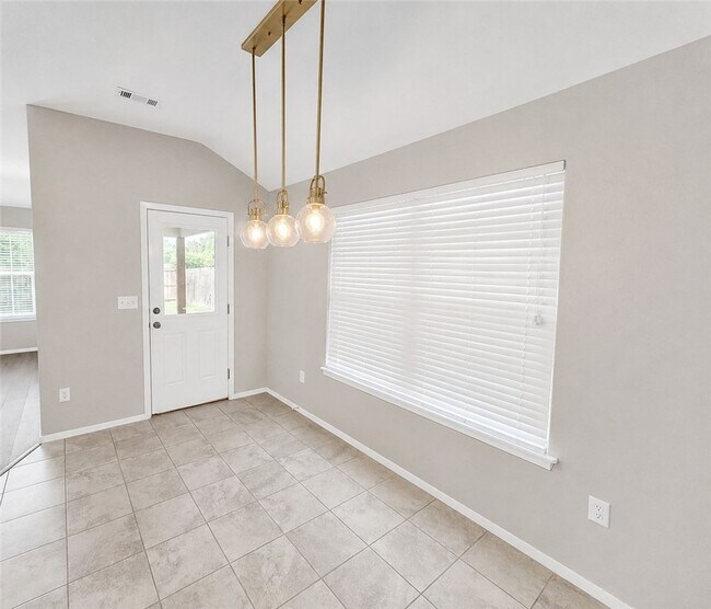 Photo - 4404 SW Comstock Ave