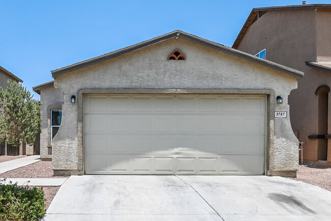 Building Photo - 3787 E Bright View St