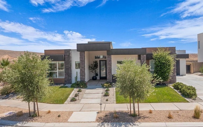 Building Photo - Stunning and Spacious 3 Bedroom Home in Desert Color! Includes a Private Pool!