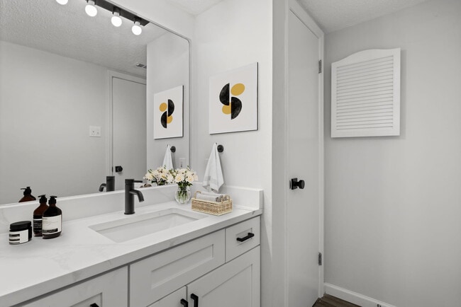 Photo - Hazelwood Forest Apartments