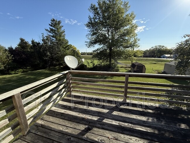 Building Photo - 1910 S 5th St