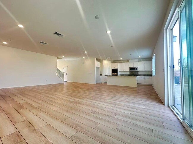 Photo - 4837 S Jordan Ave
