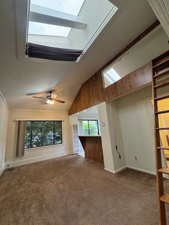 Photo - 2026 Clinton Ave Unit 2026 Clinton Ave-  B