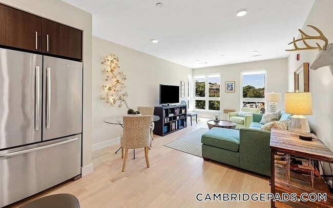 Photo - 1975 Massachusetts Ave Unidad 201