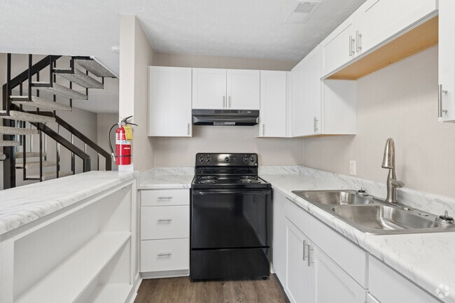 2BR, 1.5BA - 1,350SF - Kitchen