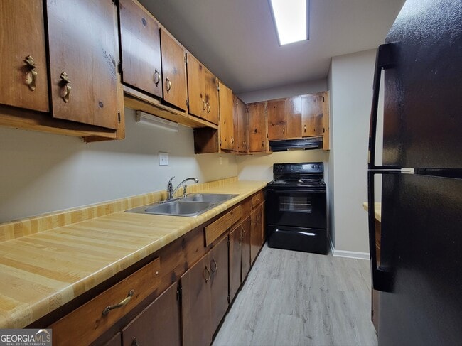 Photo - 422 GA Hwy 211 Unidad F