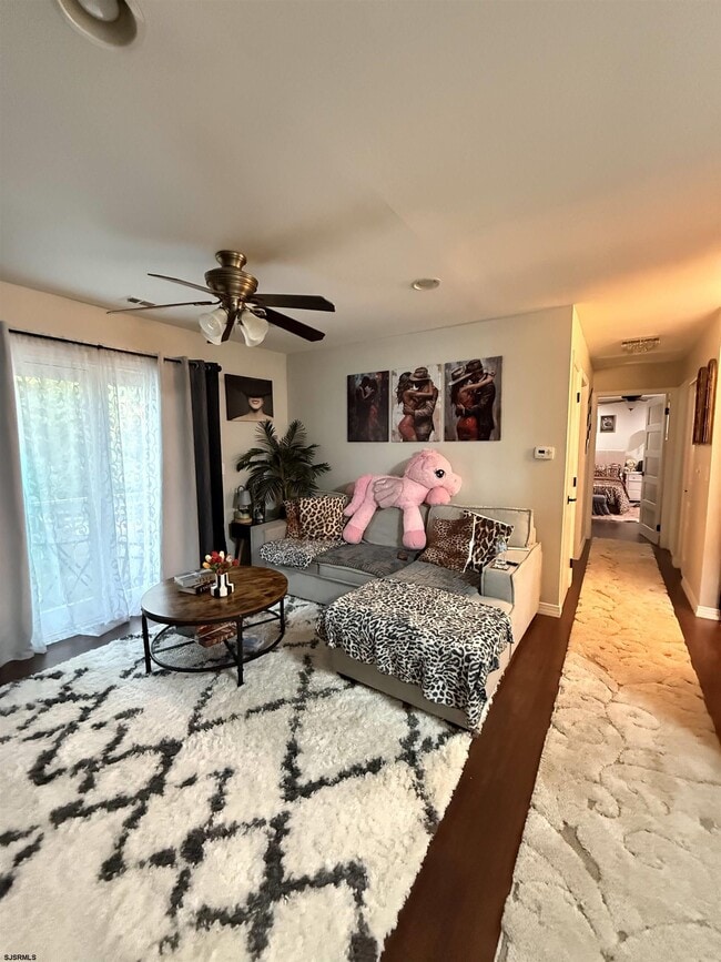 Photo - 144 Club Pl Unit 144
