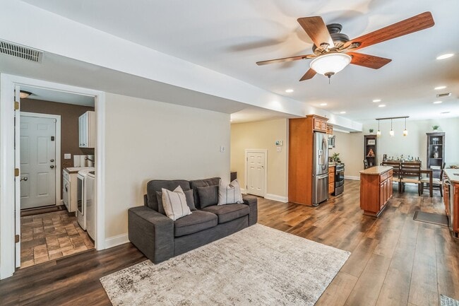 Photo - 5 Bedroom 2.5 Bath Single Home in Lafayette Hill, PA!