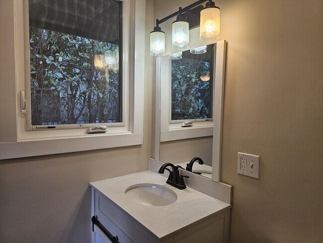 Photo - 123 Kuukama St Casa