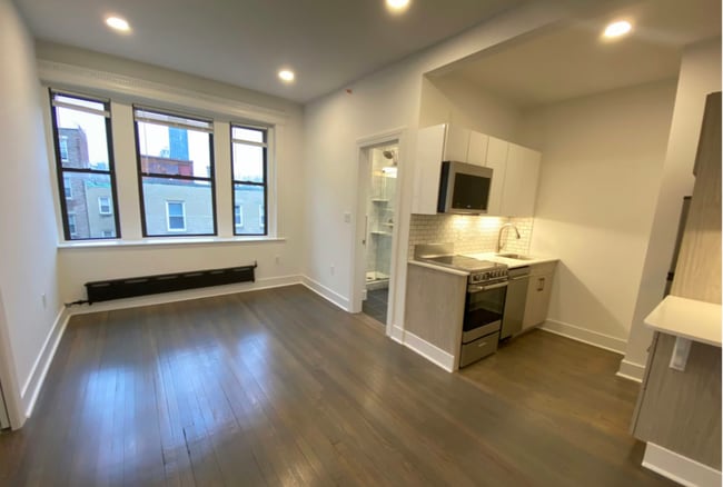 Building Photo - 11 Queensberry St Unit 32