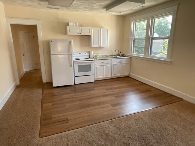 Photo - 3930 Edwards Rd Unit 2 Bed 1 Bath