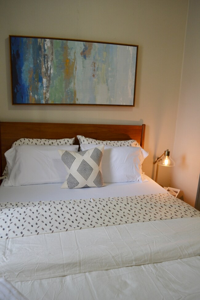 Photo - 435 Hanover St Unidad 3B