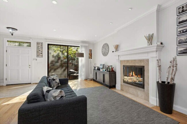 Photo - 2020 N Cleveland Ave