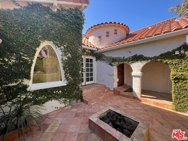 Photo - 401 Kings Rd