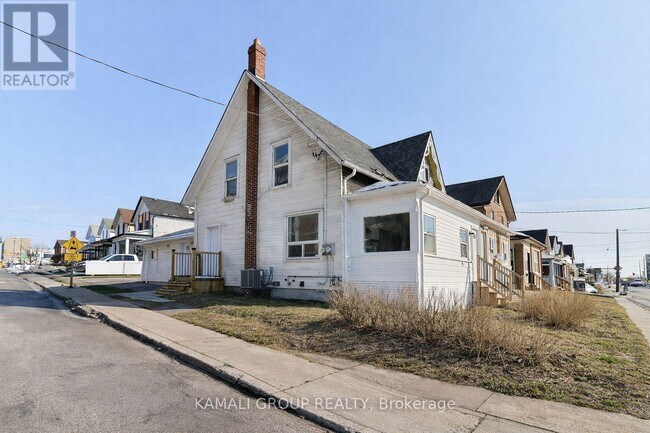 Photo - 93 McMillan Dr