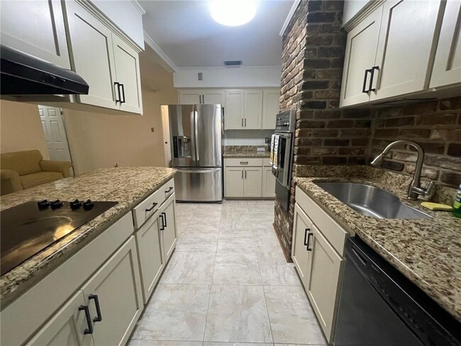 Photo - 2760 Brevard Dr